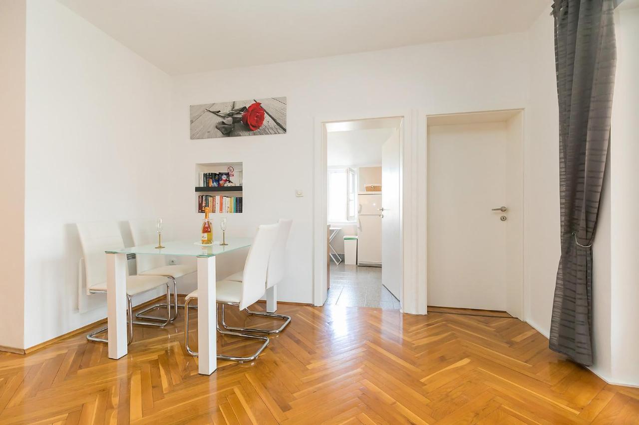 Nada Apartman Poreč Kültér fotó